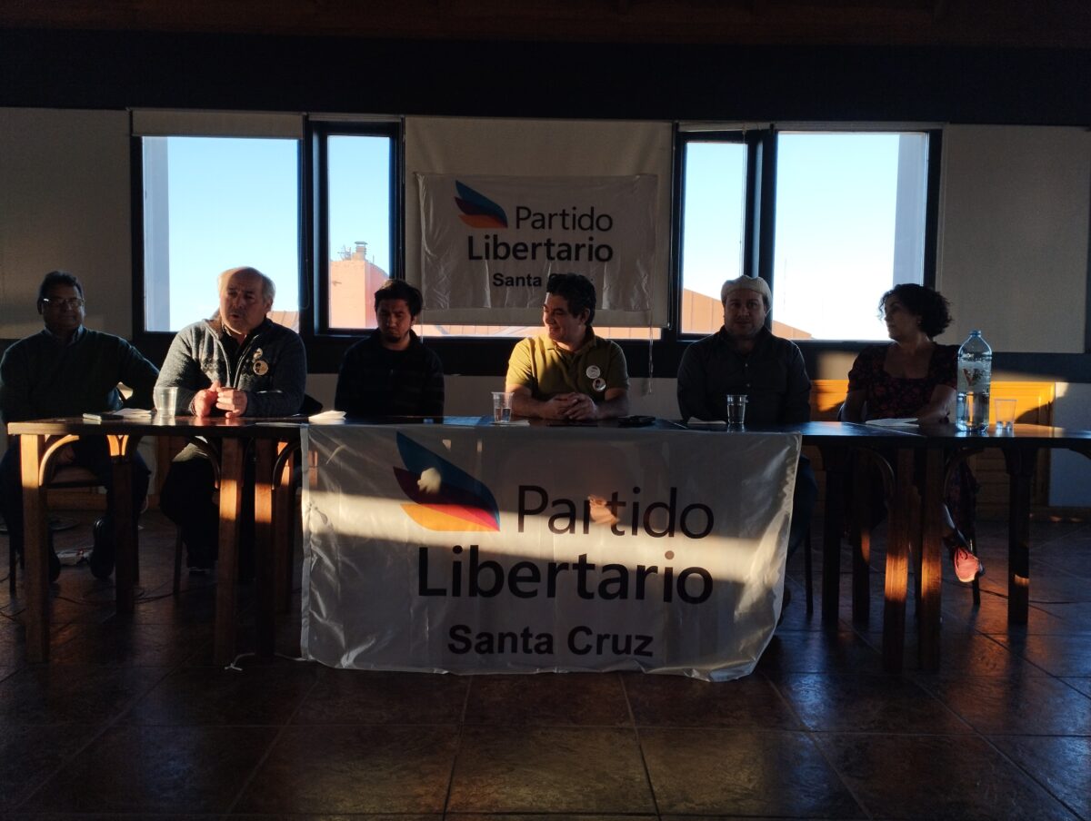 Propuesta de candidatos Partido Libertario Santa Cruz «Intendente R.G. y Concejales» Domingo 24